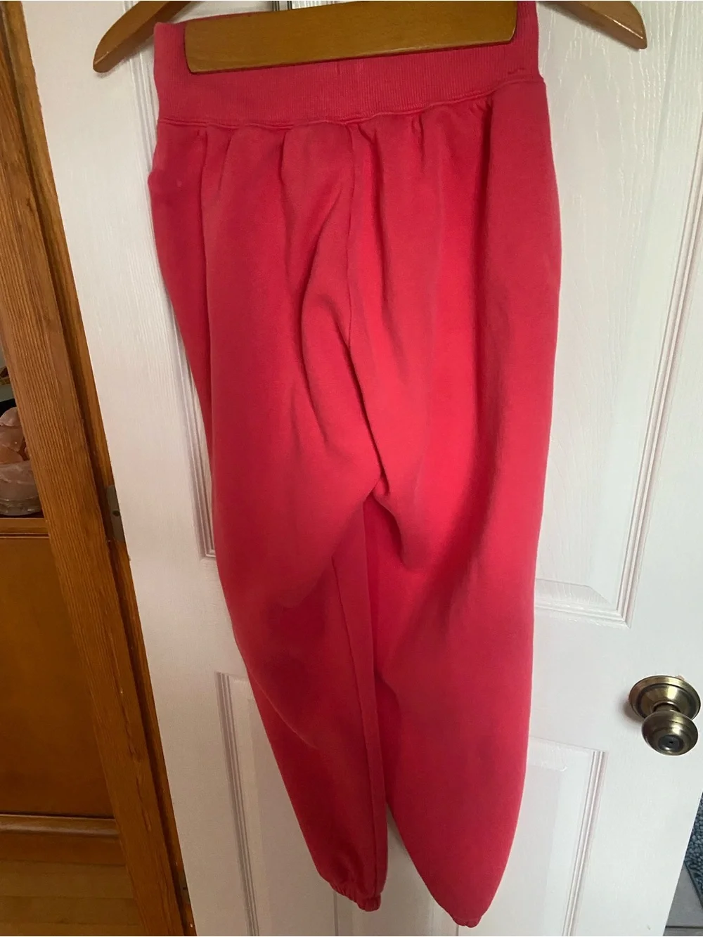 Nike Women’s Pink Fleece Jogger Sweatpants Swoosh Athletic Lounge Pants Large - Picture 3 of 4